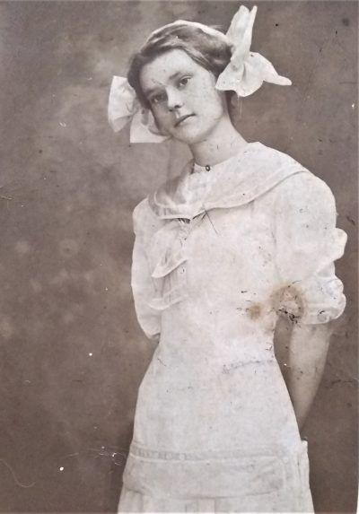 Laura Hall Age 14, 1909